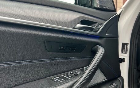 BMW 5 серия, 2018 год, 2 850 000 рублей, 15 фотография