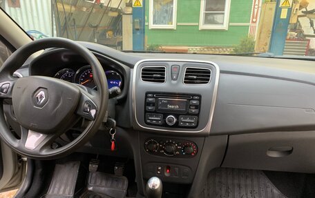 Renault Sandero II рестайлинг, 2014 год, 890 000 рублей, 17 фотография