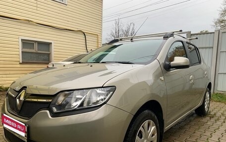 Renault Sandero II рестайлинг, 2014 год, 890 000 рублей, 21 фотография