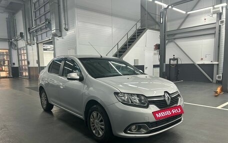 Renault Logan II, 2015 год, 527 000 рублей, 3 фотография