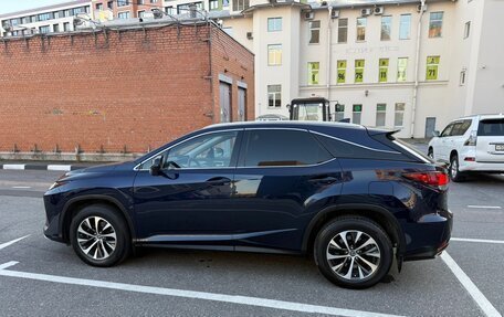 Lexus RX IV рестайлинг, 2021 год, 4 490 000 рублей, 8 фотография