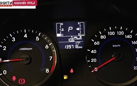 Hyundai Solaris II рестайлинг, 2015 год, 1 167 000 рублей, 14 фотография