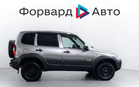 Chevrolet Niva I рестайлинг, 2018 год, 799 900 рублей, 8 фотография