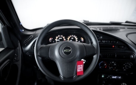 Chevrolet Niva I рестайлинг, 2018 год, 799 900 рублей, 15 фотография