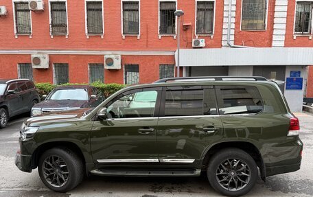 Toyota Land Cruiser 200, 2010 год, 3 300 000 рублей, 4 фотография