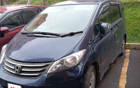 Honda Freed I, 2009 год, 1 150 000 рублей, 2 фотография