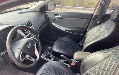 Hyundai Solaris II рестайлинг, 2011 год, 550 000 рублей, 10 фотография