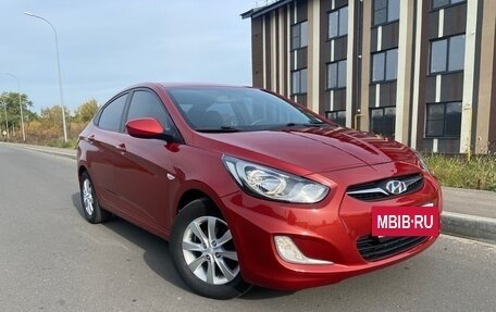 Hyundai Solaris II рестайлинг, 2011 год, 550 000 рублей, 5 фотография