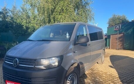 Volkswagen Transporter T6 рестайлинг, 2018 год, 2 850 000 рублей, 1 фотография