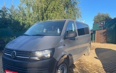Volkswagen Transporter T6 рестайлинг, 2018 год, 2 850 000 рублей, 1 фотография