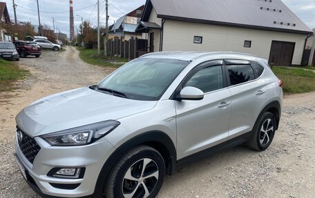 Hyundai Tucson III, 2018 год, 2 100 000 рублей, 2 фотография