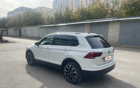 Volkswagen Tiguan II, 2018 год, 2 100 000 рублей, 5 фотография