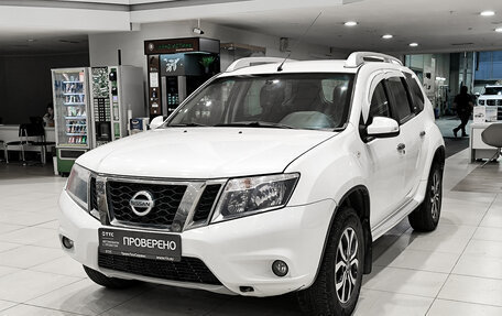Nissan Terrano III, 2014 год, 1 099 000 рублей, 5 фотография