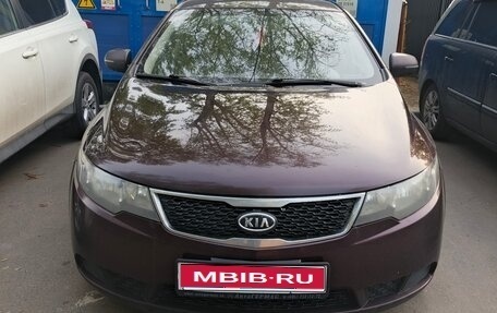 KIA Cerato III, 2010 год, 700 000 рублей, 1 фотография