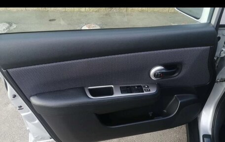 Nissan Tiida, 2008 год, 870 000 рублей, 4 фотография