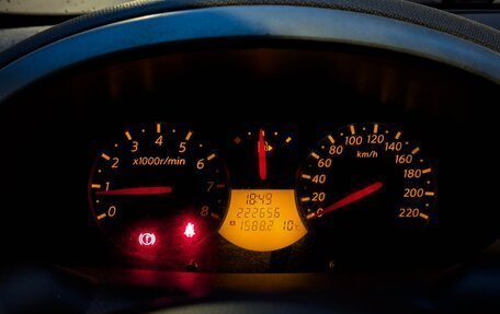 Nissan Micra III, 2005 год, 400 000 рублей, 10 фотография