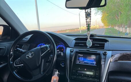 Toyota Camry, 2016 год, 2 100 000 рублей, 8 фотография