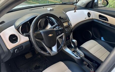 Chevrolet Cruze II, 2014 год, 680 000 рублей, 9 фотография