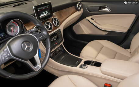 Mercedes-Benz GLA, 2014 год, 2 340 000 рублей, 15 фотография