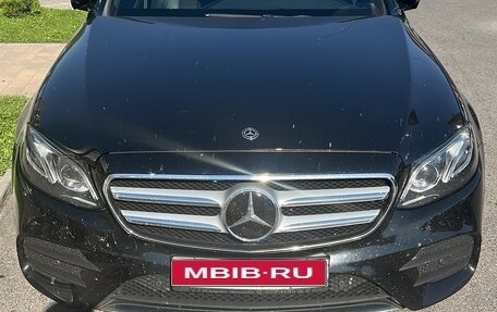 Mercedes-Benz E-Класс, 2019 год, 3 700 000 рублей, 1 фотография