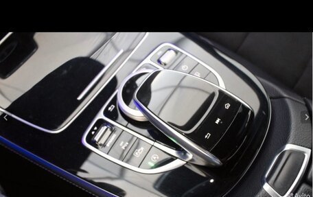 Mercedes-Benz E-Класс, 2019 год, 3 700 000 рублей, 12 фотография