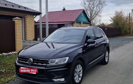 Volkswagen Tiguan II, 2017 год, 2 320 000 рублей, 3 фотография