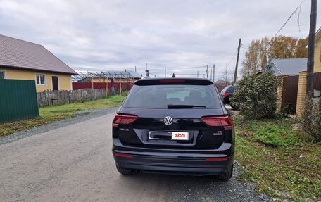 Volkswagen Tiguan II, 2017 год, 2 320 000 рублей, 10 фотография