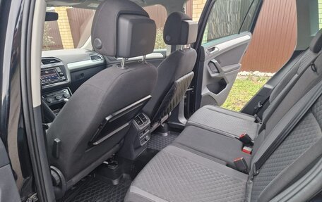 Volkswagen Tiguan II, 2017 год, 2 320 000 рублей, 17 фотография