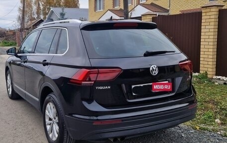 Volkswagen Tiguan II, 2017 год, 2 320 000 рублей, 11 фотография