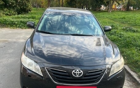 Toyota Camry, 2006 год, 750 000 рублей, 3 фотография