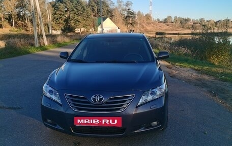 Toyota Camry, 2008 год, 1 150 000 рублей, 2 фотография