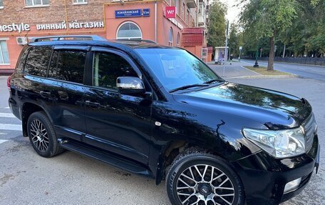 Toyota Land Cruiser 200, 2011 год, 3 190 000 рублей, 3 фотография