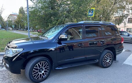 Toyota Land Cruiser 200, 2011 год, 3 190 000 рублей, 16 фотография