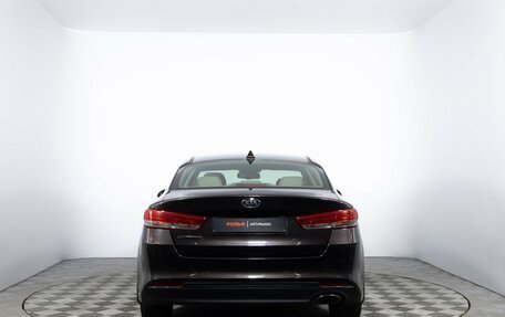 KIA Optima IV, 2017 год, 1 620 000 рублей, 6 фотография