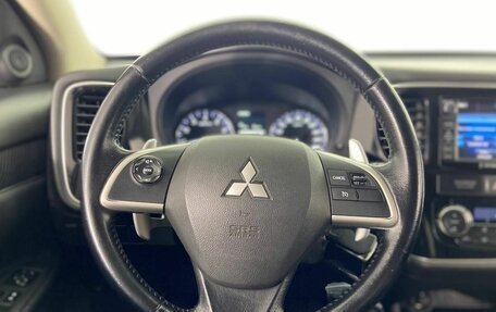 Mitsubishi Outlander III рестайлинг 3, 2014 год, 1 420 000 рублей, 16 фотография