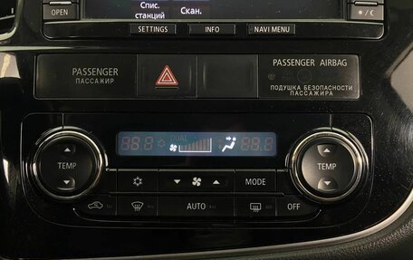 Mitsubishi Outlander III рестайлинг 3, 2014 год, 1 420 000 рублей, 22 фотография
