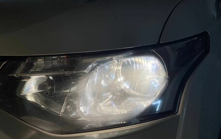 Mitsubishi Outlander III рестайлинг 3, 2014 год, 1 420 000 рублей, 28 фотография