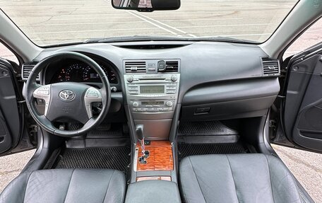 Toyota Camry, 2010 год, 1 400 000 рублей, 9 фотография