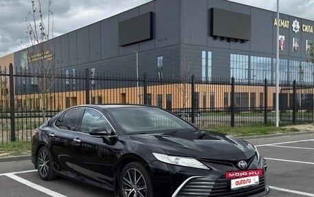 Toyota Camry, 2021 год, 2 800 000 рублей, 2 фотография