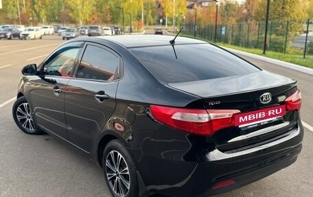 KIA Rio III рестайлинг, 2015 год, 695 000 рублей, 3 фотография
