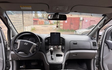 Hyundai Grand Starex Grand Starex I рестайлинг 2, 2010 год, 1 300 000 рублей, 8 фотография