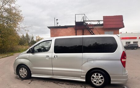 Hyundai Grand Starex Grand Starex I рестайлинг 2, 2010 год, 1 300 000 рублей, 4 фотография