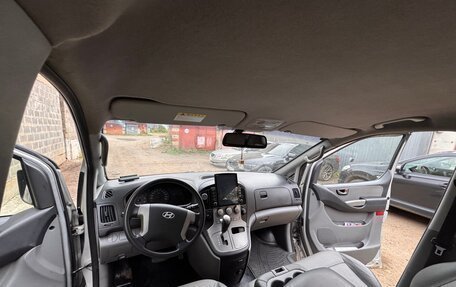 Hyundai Grand Starex Grand Starex I рестайлинг 2, 2010 год, 1 300 000 рублей, 9 фотография