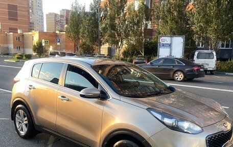 KIA Sportage IV рестайлинг, 2018 год, 2 100 000 рублей, 5 фотография