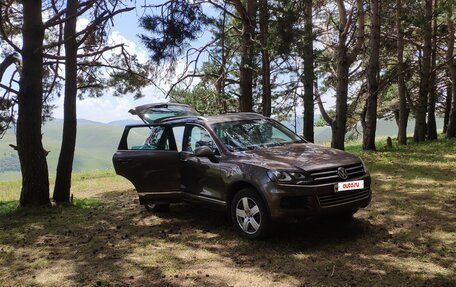 Volkswagen Touareg III, 2014 год, 2 150 000 рублей, 3 фотография