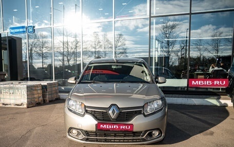 Renault Logan II, 2016 год, 630 000 рублей, 3 фотография