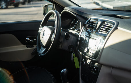 Renault Logan II, 2016 год, 630 000 рублей, 16 фотография