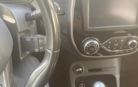 Renault Kaptur I рестайлинг, 2017 год, 1 195 000 рублей, 7 фотография