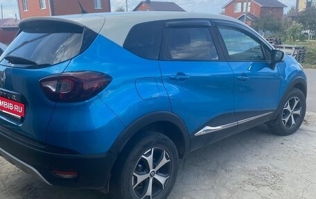 Renault Kaptur I рестайлинг, 2017 год, 1 195 000 рублей, 3 фотография