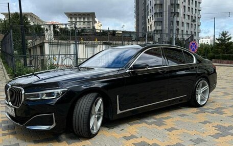 BMW 7 серия, 2019 год, 5 500 000 рублей, 6 фотография